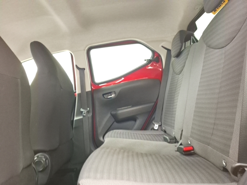 Toyota Aygo 1.0 Vvt-i X-trend Red #6