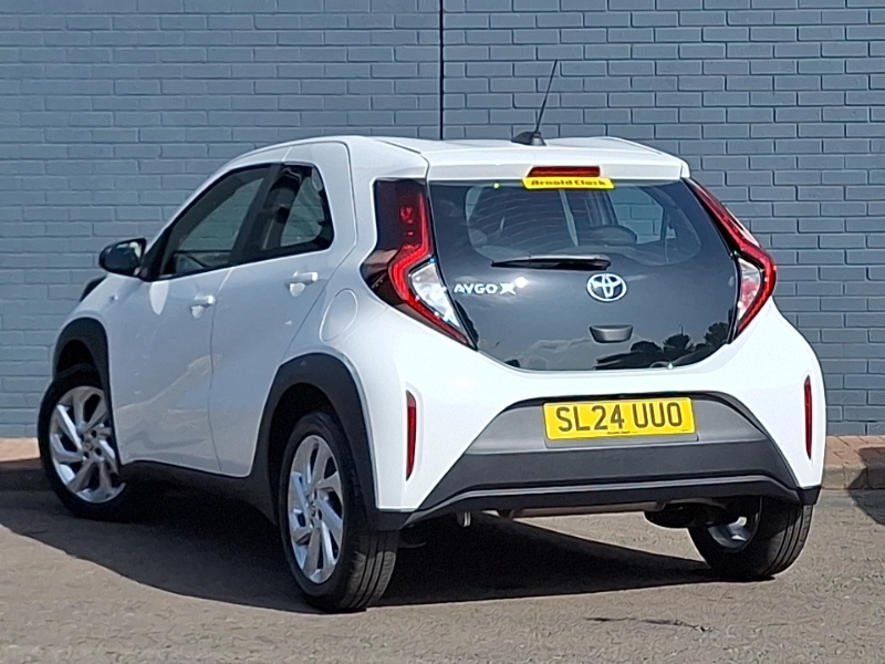 Toyota Aygo X 1.0 Vvt-i Pure White #2