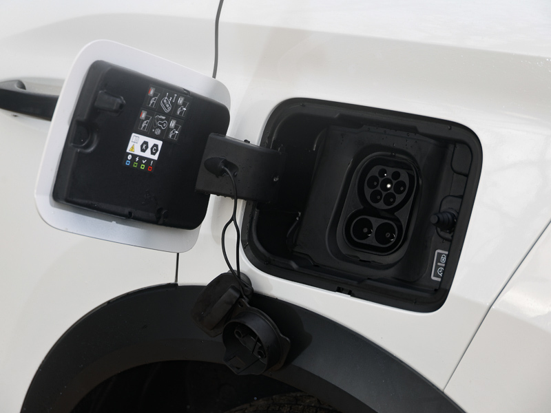 Vauxhall Frontera 83Kw Gs 44Kwh Green #19