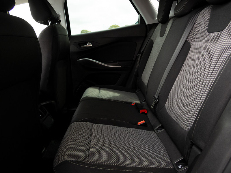 Vauxhall Grandland X 1.2 Turbo Se Black #6