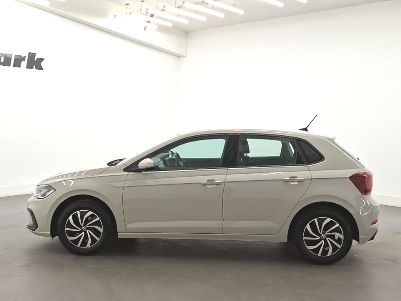 Volkswagen Polo Hatchback 1.2 Tsi Bluemotion Tech Se 2024 White #4