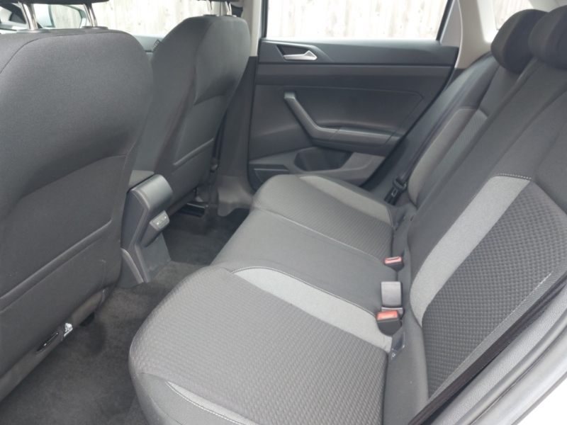 Volkswagen Polo 1.0 Life Silver #6