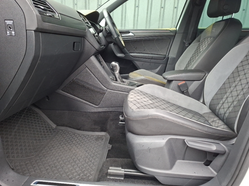 Volkswagen Tiguan 1.5 Tsi 150 R-line Dsg White #5