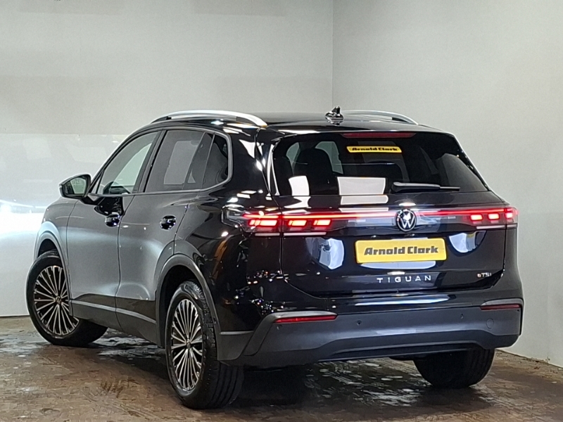 Volkswagen Tiguan Match White #2