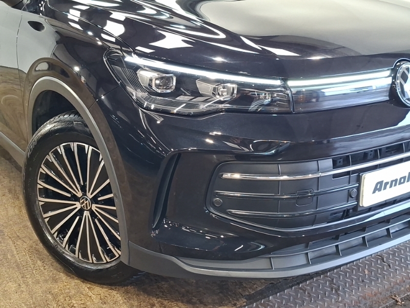 Volkswagen Tiguan Match White #20