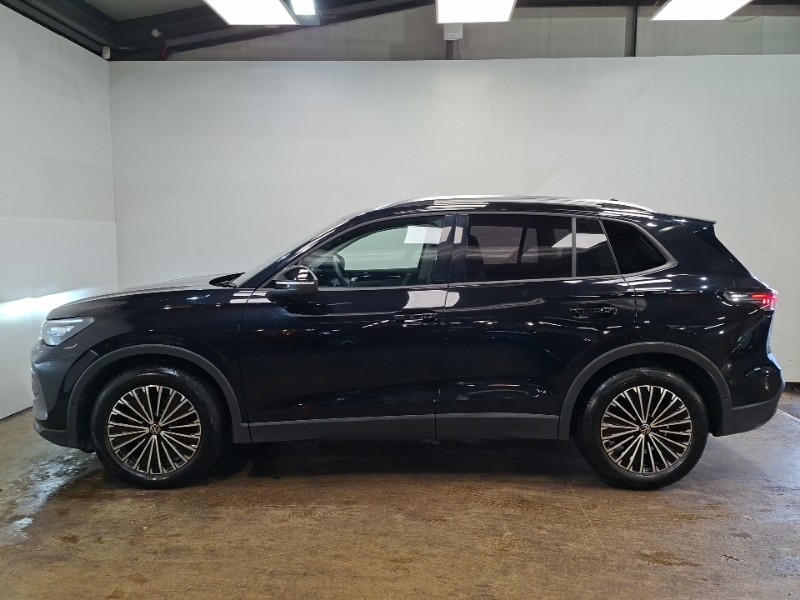 Volkswagen Tiguan Match White #4