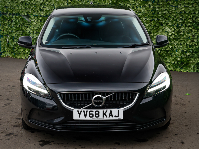 Volvo V40 2.0 D2 Momentum Edition 118 Bhp Black #7