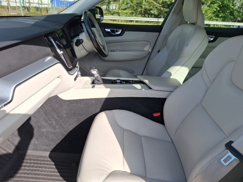 Volvo XC60 2.0 D4 Momentum Awd Geartronic Grey #5