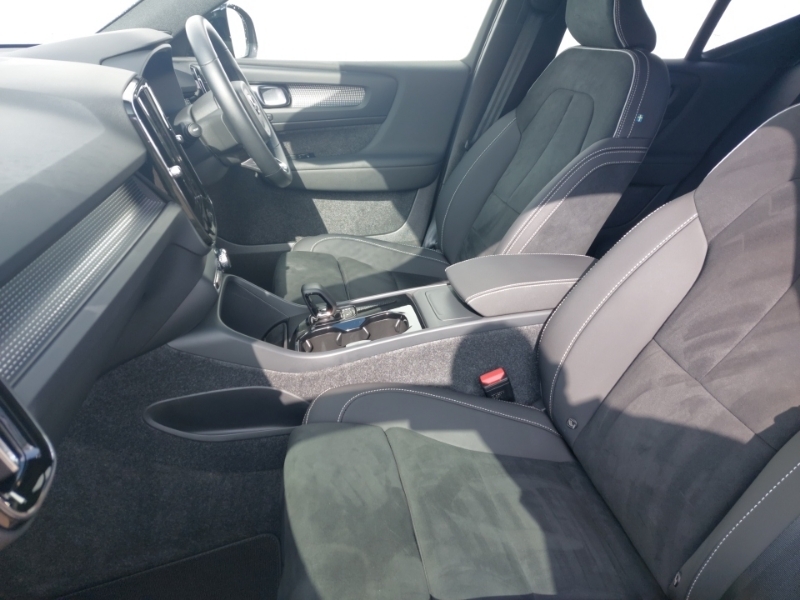 Volvo EX40 325Kw Tm Perf Ultra Black Edition 82Kwh Blue #5