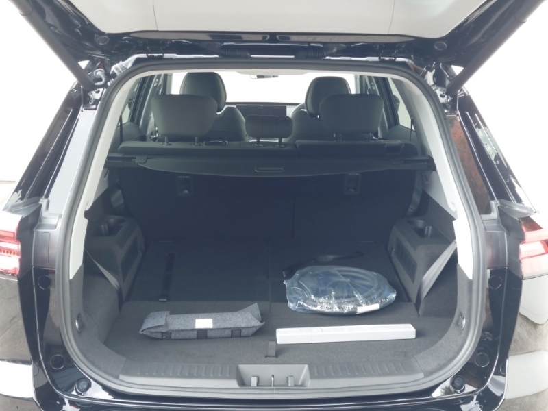 Chery Tiggo 8 1.5T Phev Summit Dht Estate Blue #18