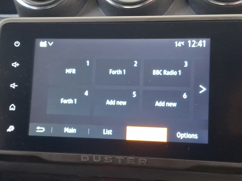Dacia Duster 1.5 Blue Dci Comfort Suv 4Wd Sel White #11