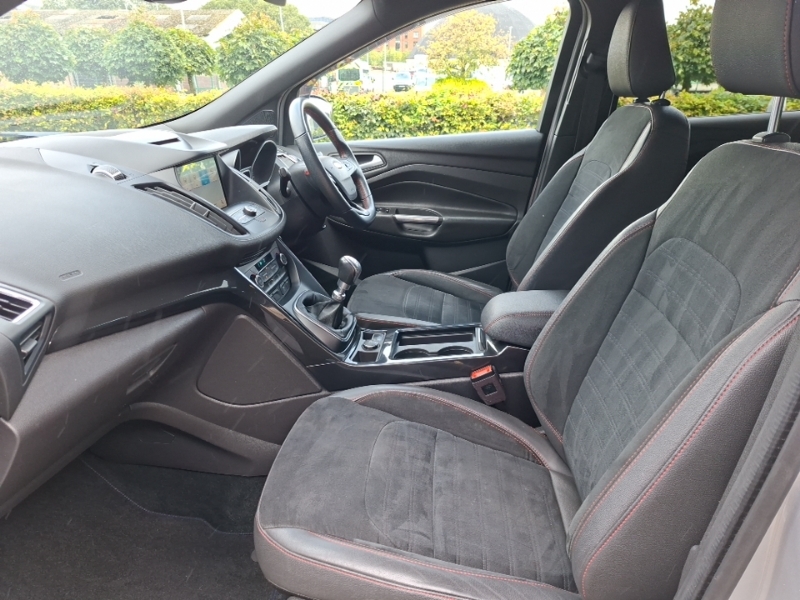 Ford Kuga 1.5 Ecoboost St-line 2Wd Silver #5