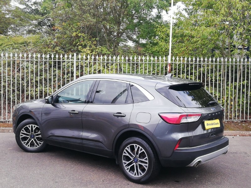 Ford Kuga 1.5 Ecoboost 150 Titanium Edition Grey #2