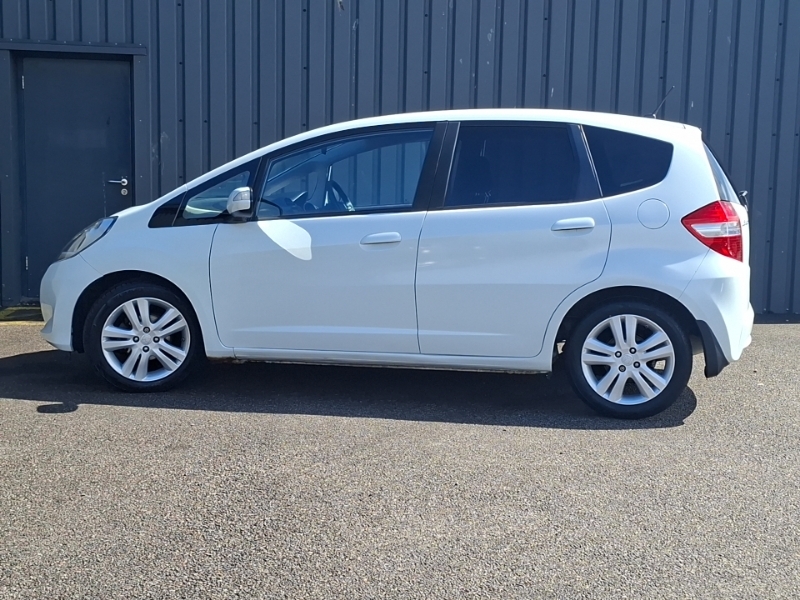 Honda Jazz 1.4 I-vtec Es Plus Cvt White #4