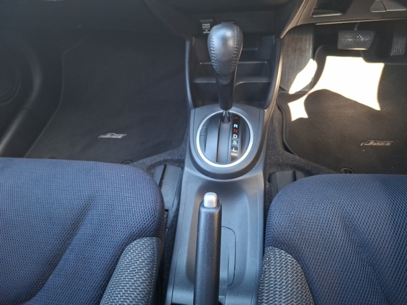 Honda Jazz 1.4 I-vtec Es Plus 5-Door Blue #17