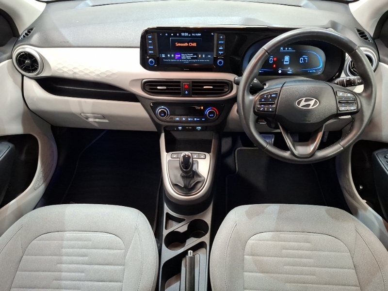 Hyundai I10 1.0 63 Premium Nav Blue #3