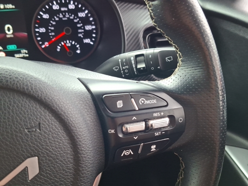 Kia Stonic 1.0T Gdi 48V Gt-line White #13