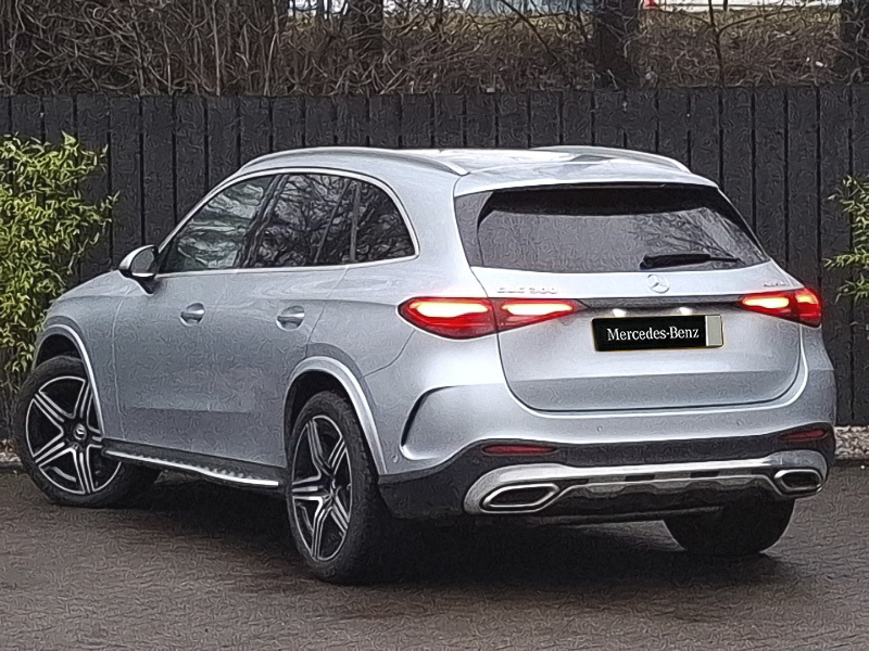Mercedes-Benz GLC Class Glc 300 4Matic Amg Line Premium 9G-tronic Silver #2