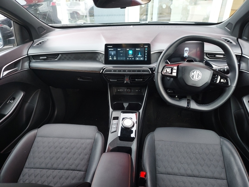 MG MG3 1.5 Hybrid Trophy Black #3