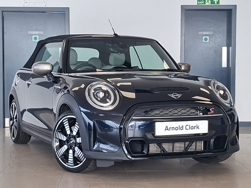 Mini Convertible 2.0 Cooper S Exclusive Black