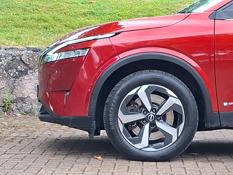 Nissan Qashqai E-power Acenta Premium White #19