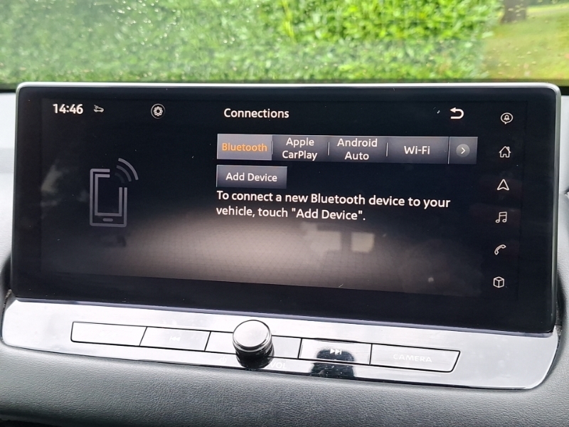 Nissan Qashqai E-power Acenta Premium White #17