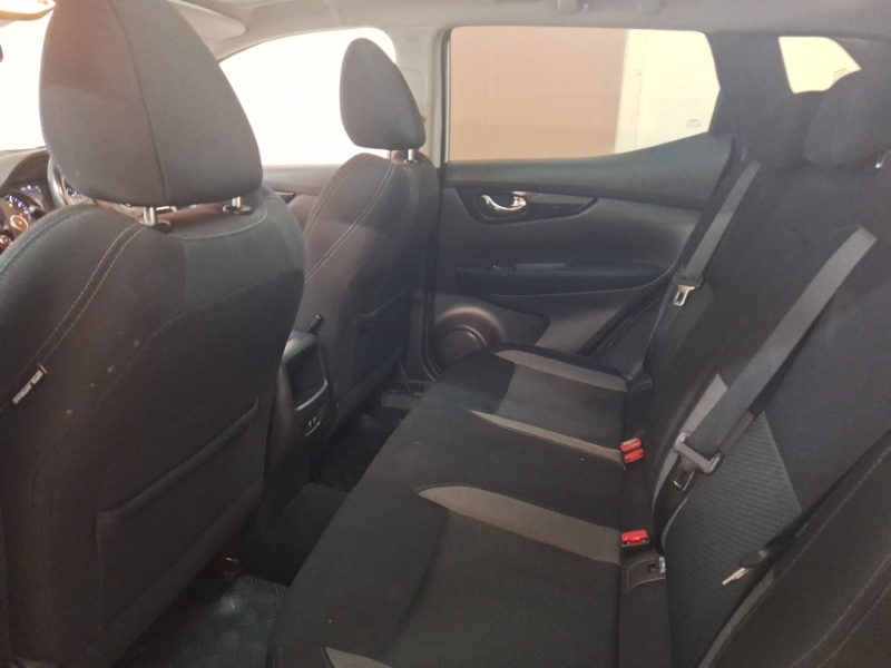 Nissan Qashqai 1.3 Dig-t N-connecta White #6