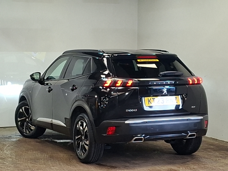 Peugeot 2008 1.2 Puretech 130 Gt Black #2