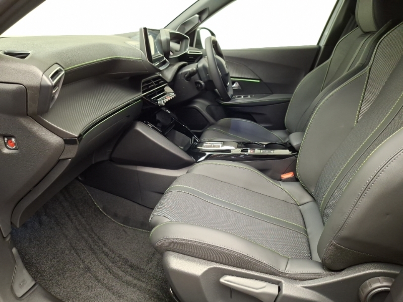 Peugeot 2008 1.2 Puretech 130 Gt Eat8 Silver #5