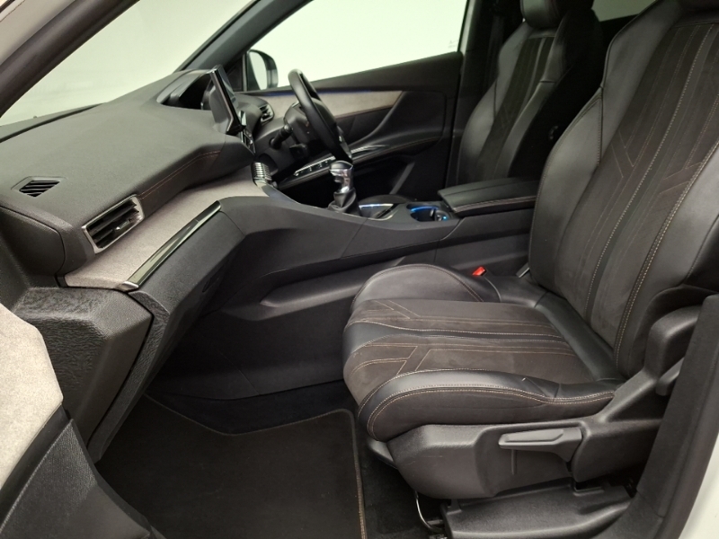 Peugeot 5008 1.5 Bluehdi Gt White #5