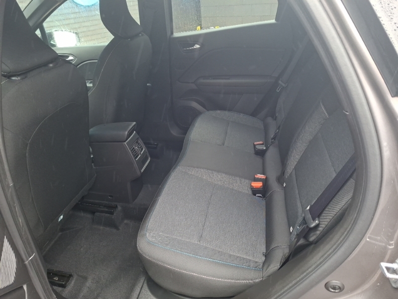Renault Captur 1.8 E-tech Full Hybrid 160 Evolution Grey #6