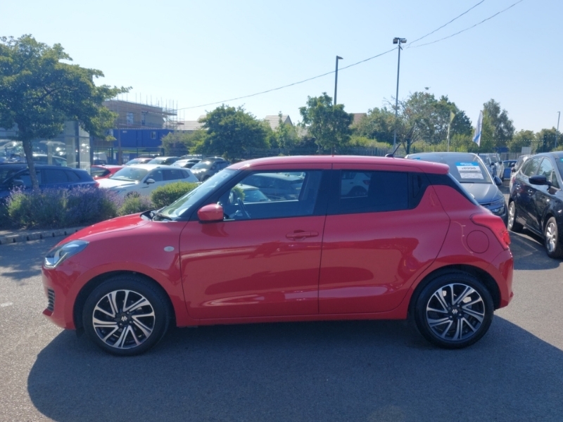 Suzuki Swift 1.2 Dualjet 83 12V Hybrid Sz-l Red #4