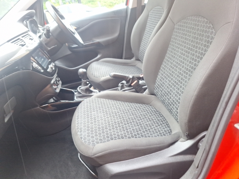 Vauxhall Corsa 1.4 Se Nav Red #5