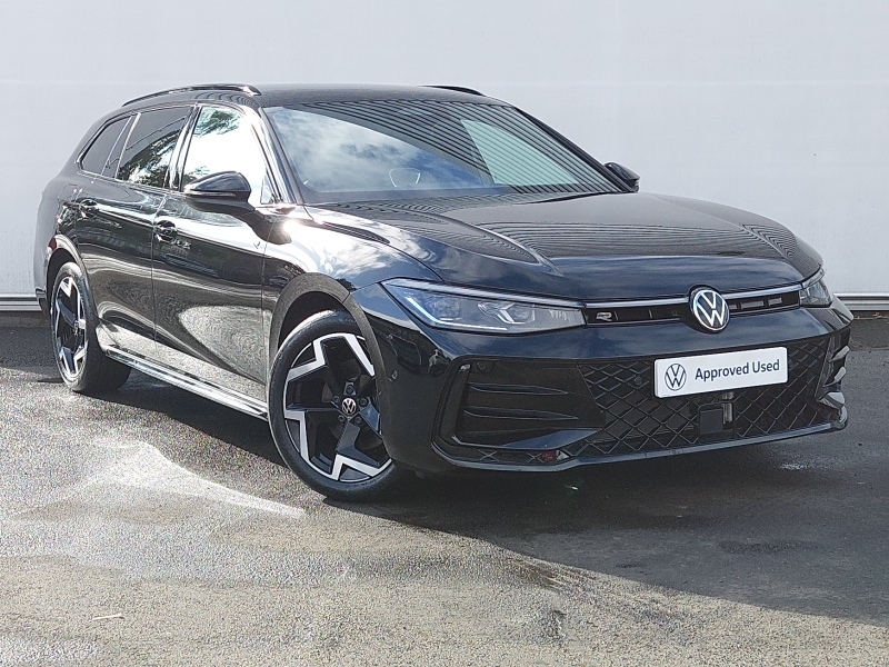 Volkswagen Passat 1.5 Etsi R-line Dsg Black
