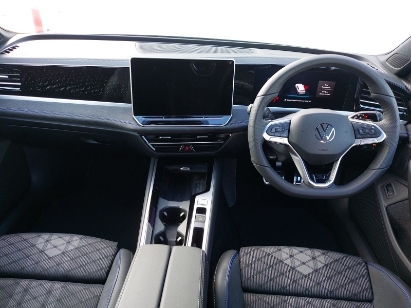 Volkswagen Passat 1.5 Etsi R-line Dsg Black #3