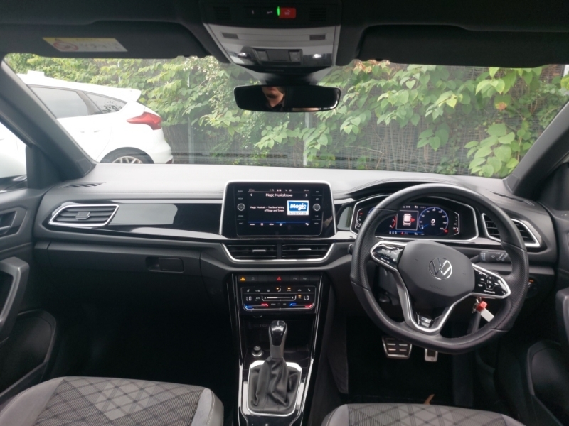 Volkswagen T-Roc 1.5 Tsi R-line Dsg White #3