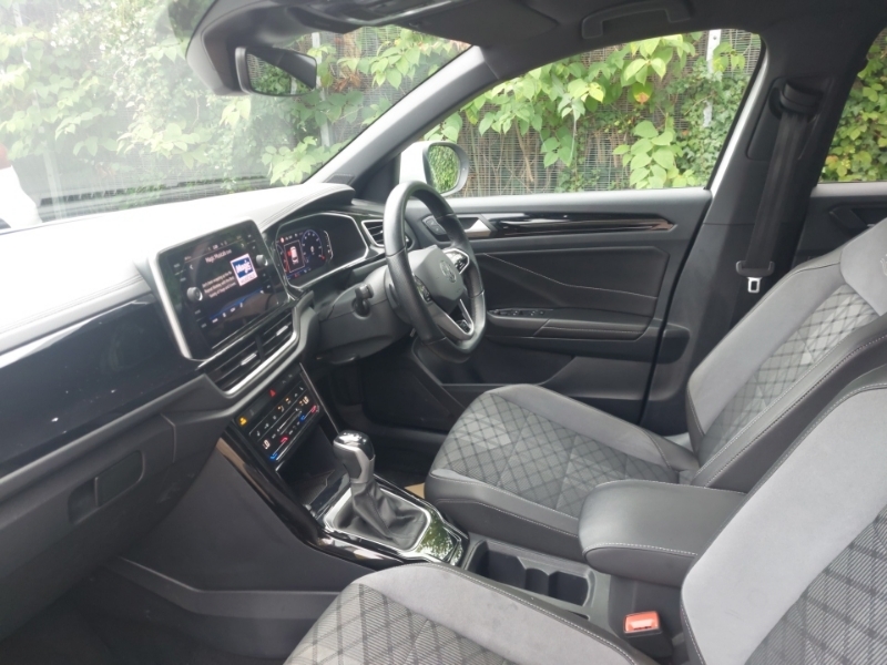 Volkswagen T-Roc 1.5 Tsi R-line Dsg White #5