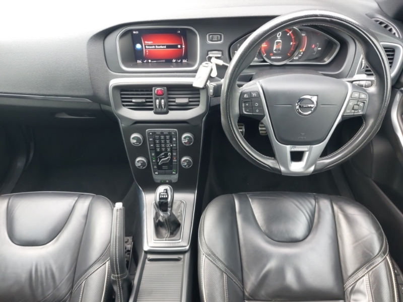 Volvo V40 D2 122 R Design Edition Grey #3