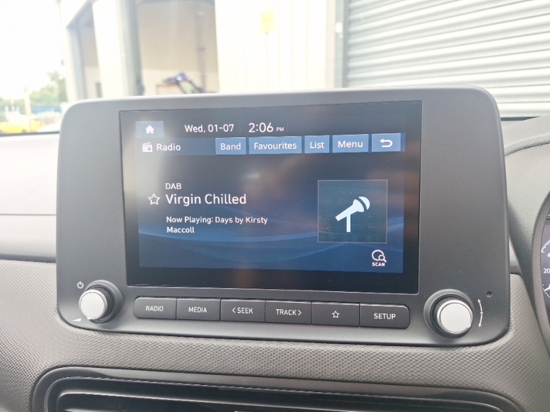 Hyundai Kona Premium Red #11