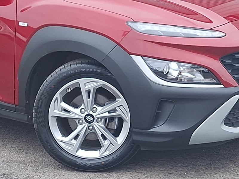 Hyundai Kona Premium Red #19
