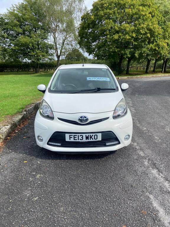 Toyota Aygo 1.0 Vvt-i Fire Ac Mmt White