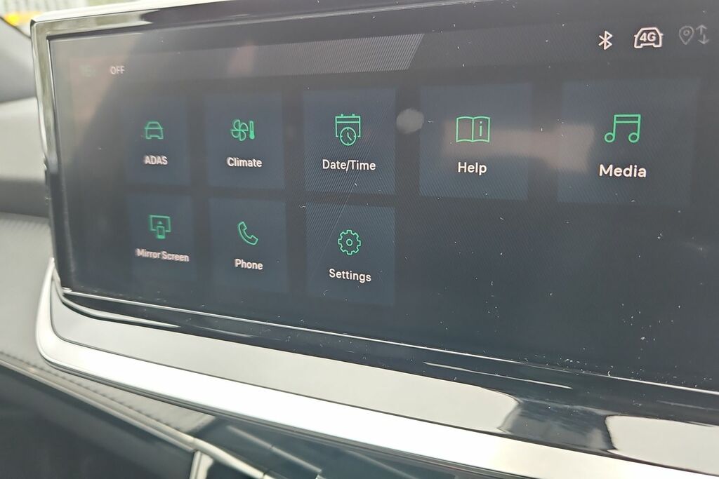 Peugeot 2008 2008 Active Puretech Ss Black #39