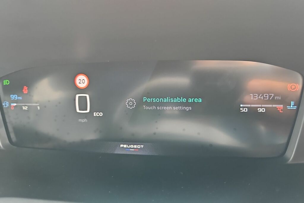 Peugeot 2008 2008 Active Puretech Ss Black #38