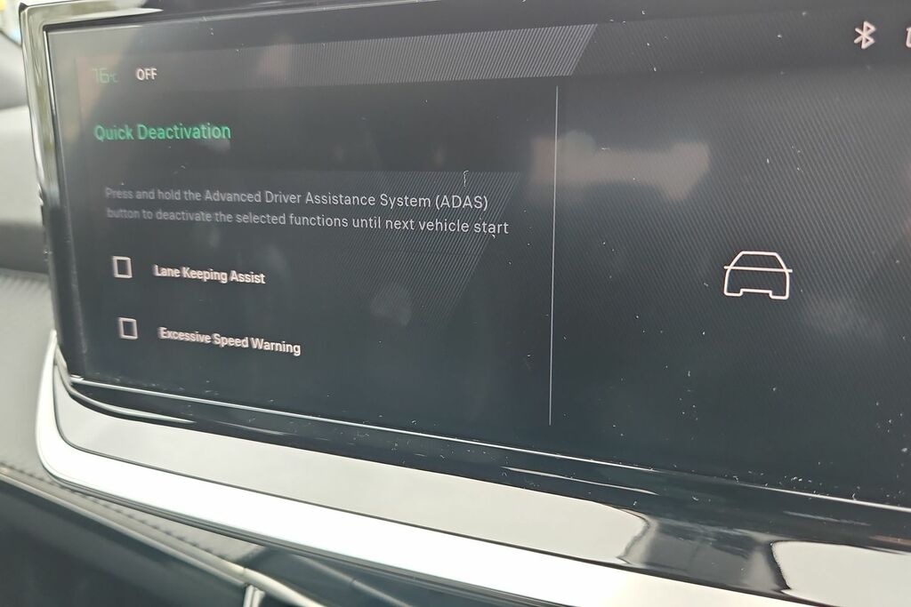 Peugeot 2008 2008 Active Puretech Ss Black #42
