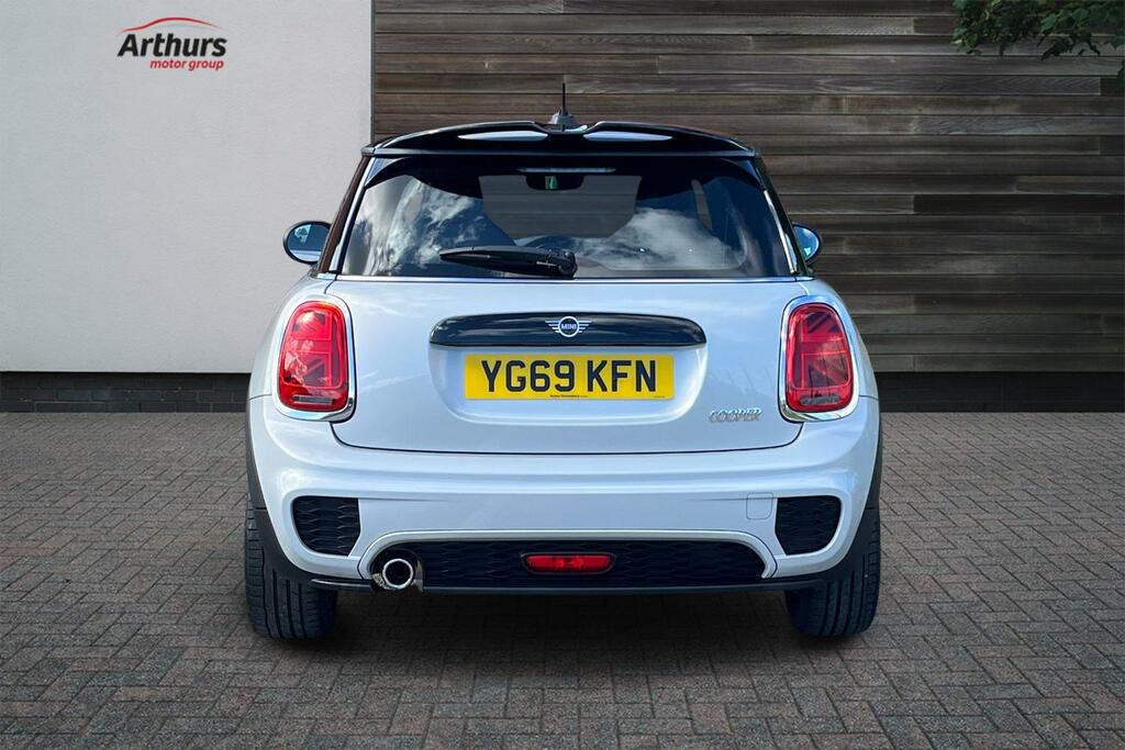 Mini Hatch 1.5 Cooper Sport II  #4