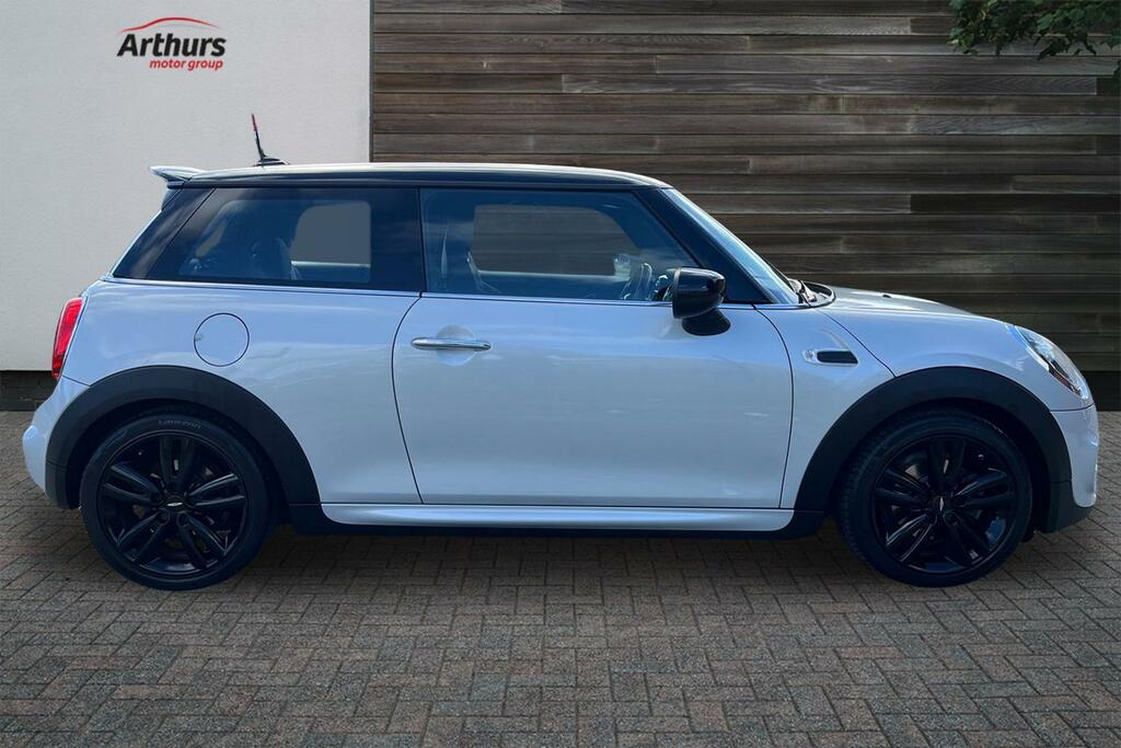 Mini Hatch 1.5 Cooper Sport II  #2