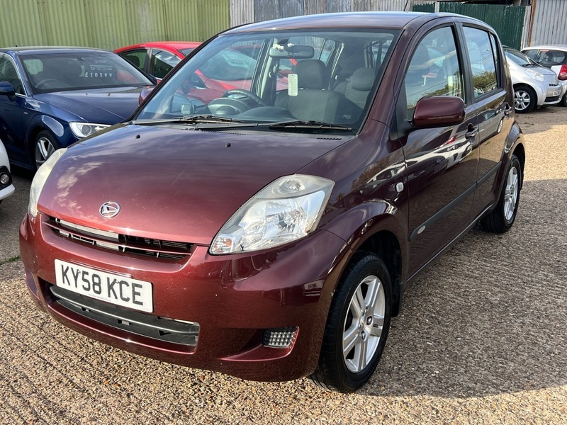 Daihatsu Sirion Se Red #4