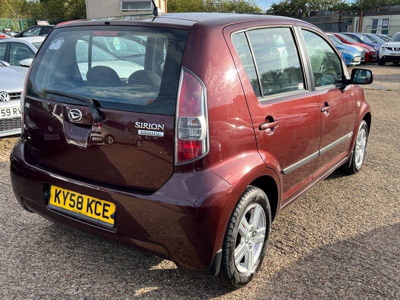 Daihatsu Sirion Se Red #6