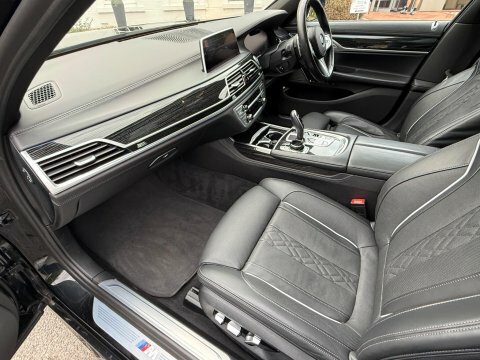 BMW 7 Series 3.0 745Le 12Kwh Black #3