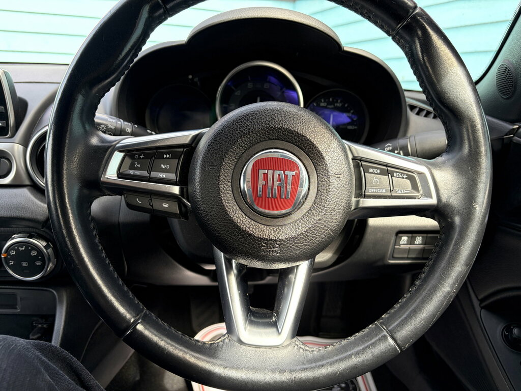 Fiat 124 Spider Lusso Plus Grey #10